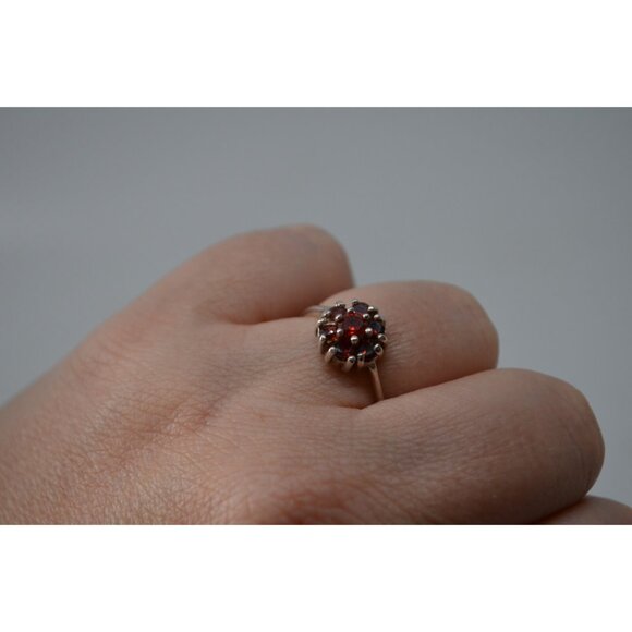 Sterling Silver Ring w Orange Red Stones in Flower Setting Pattern 925 Size 5.75 - Picture 6 of 6